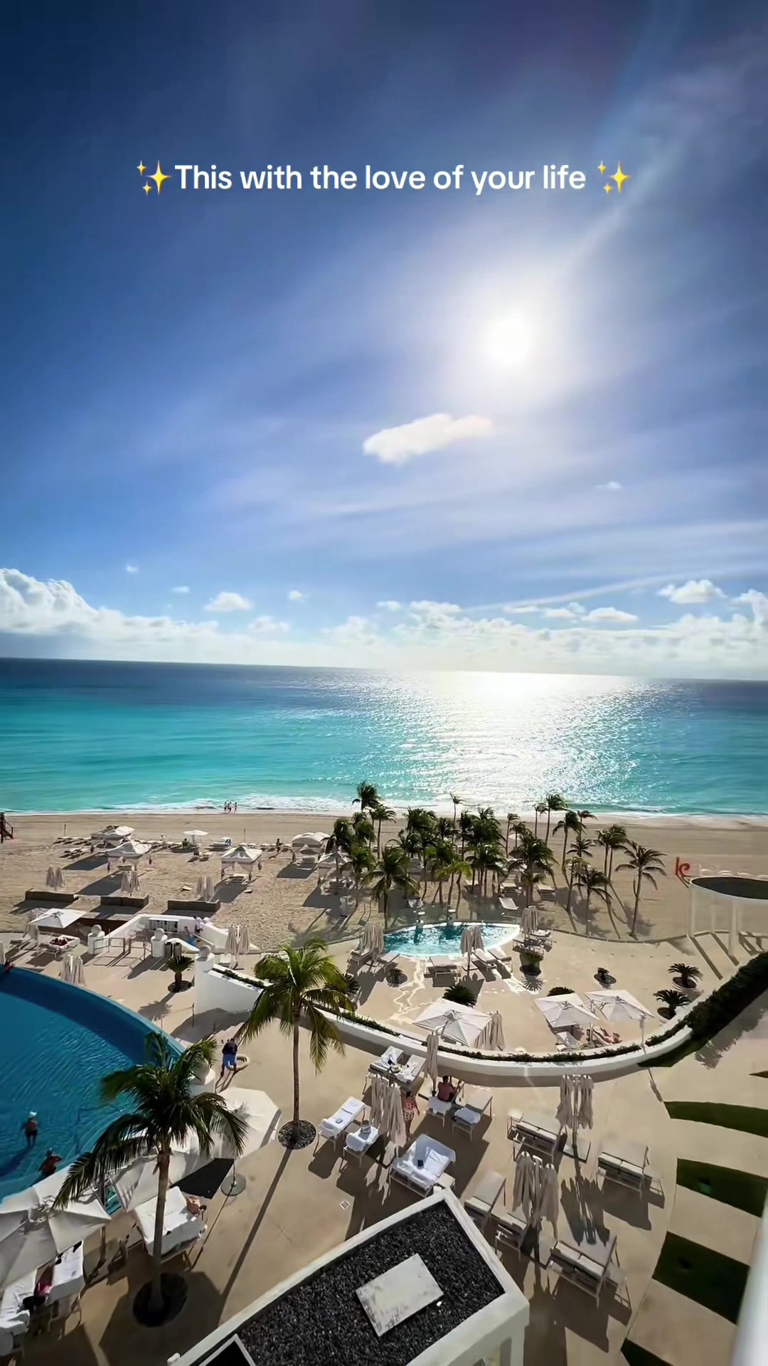 If you need a sign to take a vacation… this is it! 𓆉°❀⋆.ೃ࿔*:･ ˚⋆𓇼˚⊹ Picture this: pool in the morning, beach in the afternoon, shows at ni